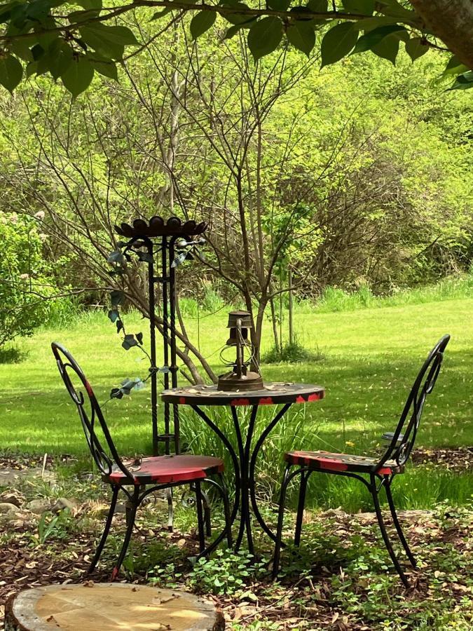 Bed and Breakfast The Ashe Farm Marshall Экстерьер фото