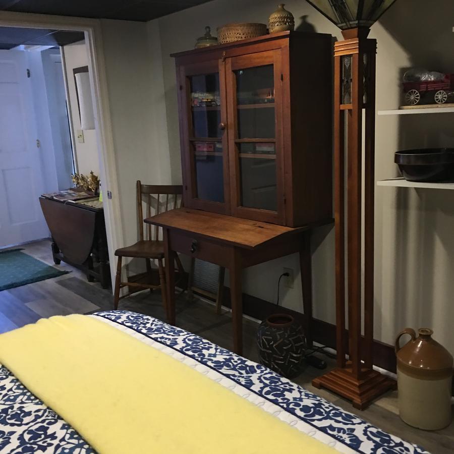 Bed and Breakfast The Ashe Farm Marshall Экстерьер фото